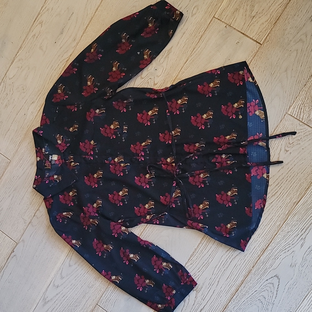 YUMI Rare Lion Tree Print Blouse Tie Waist top 2/4